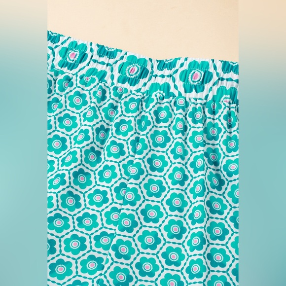 Green Boho Geometric Print Drawstring High
Waist Flared Pants - Picture 14 of 15